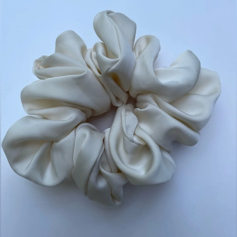Large Scrunchie Set of Two NWOT